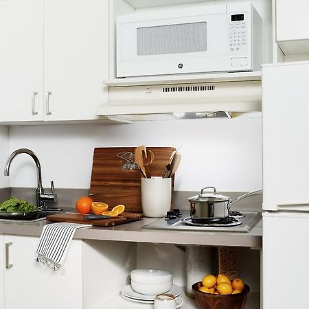 Intown Suites Extended Stay San Antonio Tx - Leon Valley South מראה חיצוני תמונה